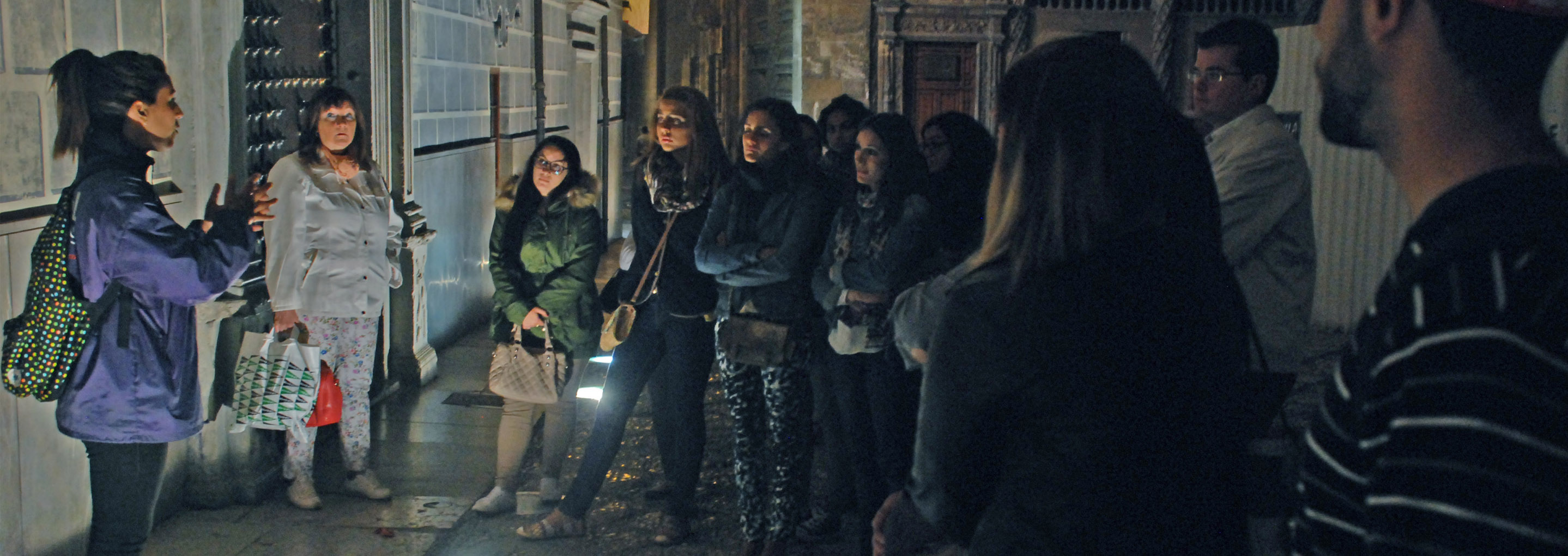 Crónica de nuestro Free Tour Nocturno: Misterios de Granada
